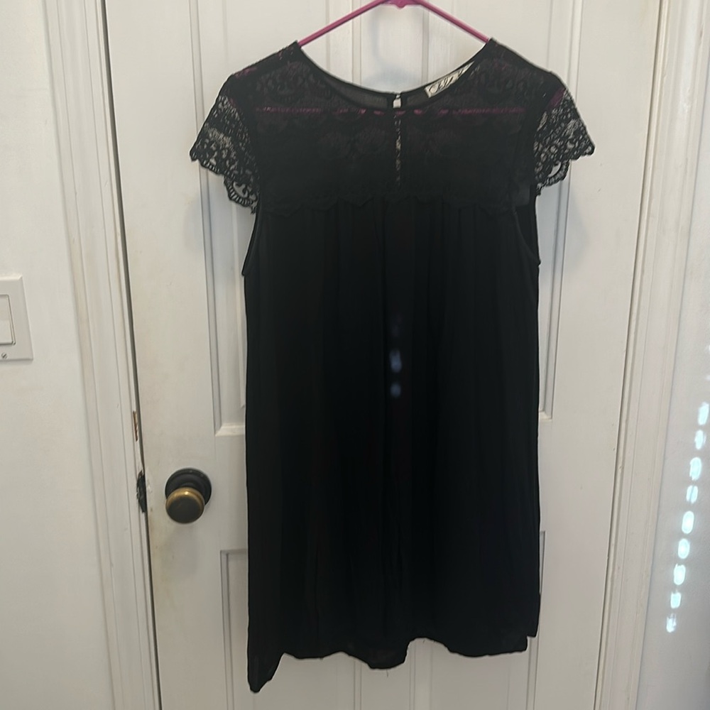 Black Chloe K dress. Large.
